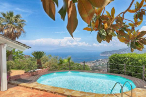 Villa Giu Giu vista mare con piscina a Sorrento
